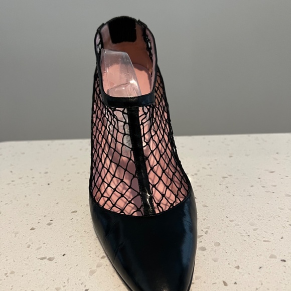 Manolo Blahnik Black Fishnet Pumps - Picture 3 of 5
